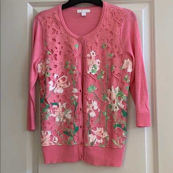 New York & Company Sweaters - EMBROIDERED CUT-OUT APPLIQUÉ CARDIGAN💕